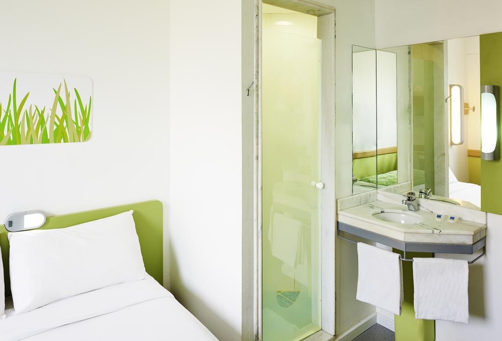 Ibis Budget Manosque Cadarache Quarto foto